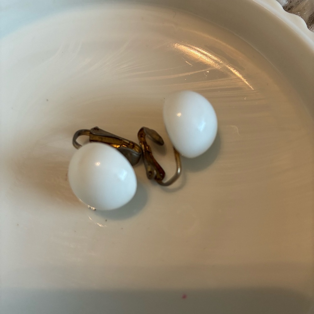 Classic Vintage White Clip-On Earrings